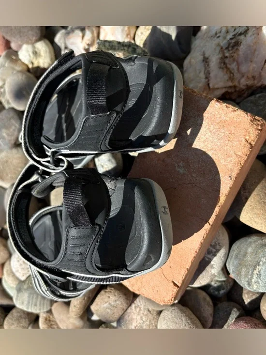 TEVA Tirra Strappy Sandals Hiking Outdoor Trail Water Shoe Black & White SZ. 9.5 - Picture 6 of 10